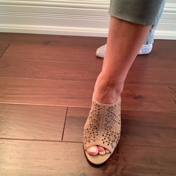 JOIE suede wedges - Picture 8 of 8